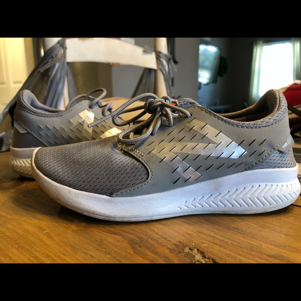 New balance size 1 youth